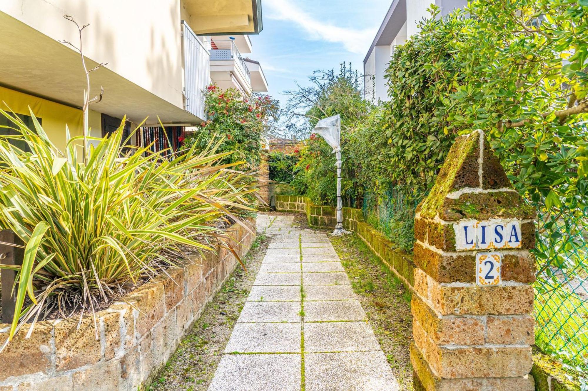 Renovated Semi Detached House In Appartamento *